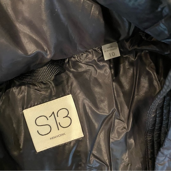 S13 size 10 girls black puffer with faux fur hood trim. - Picture 5 of 6